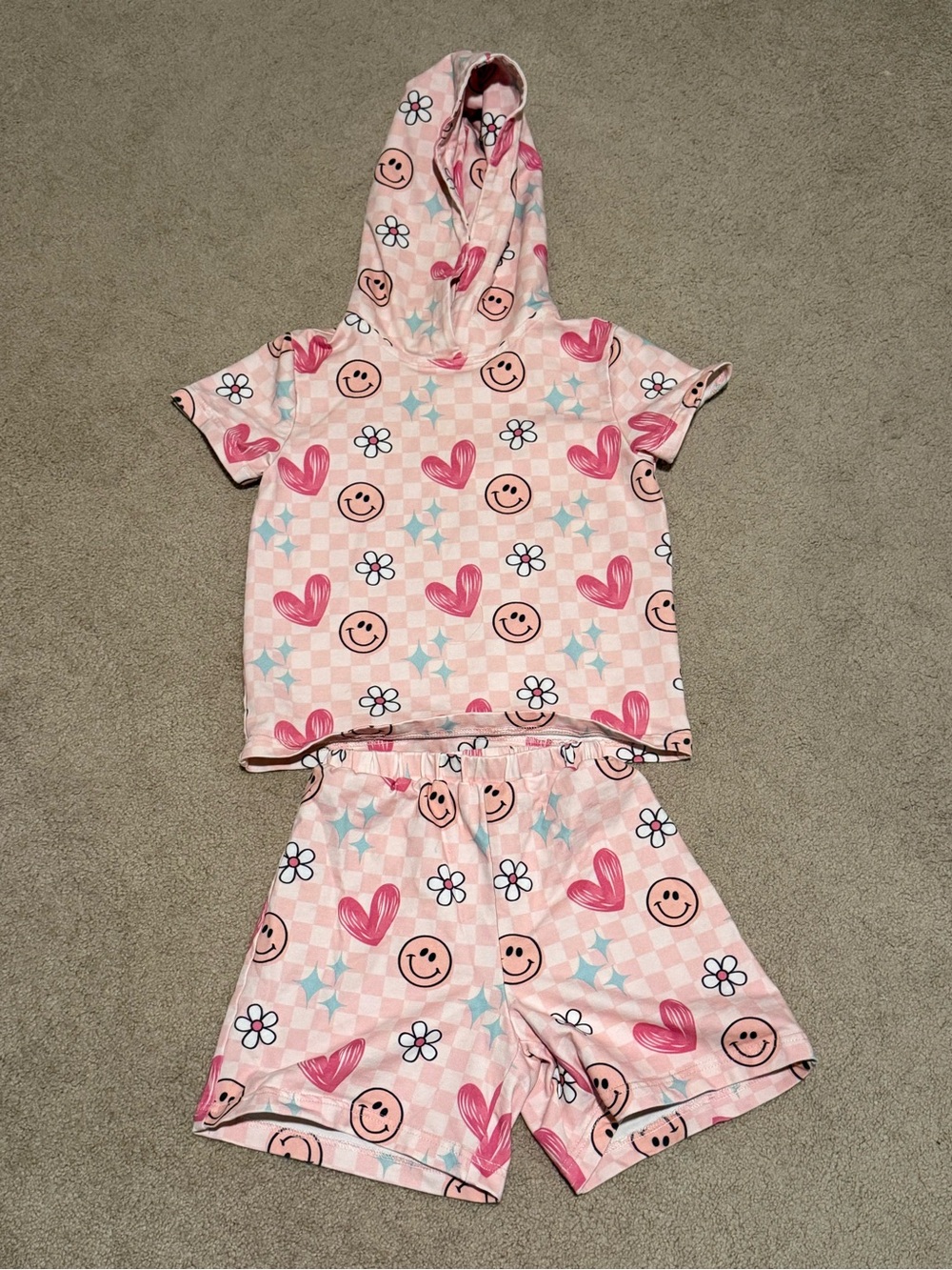 Lola + The Boys Pink Emoji Hoodie Shorts Set Girls Size 6